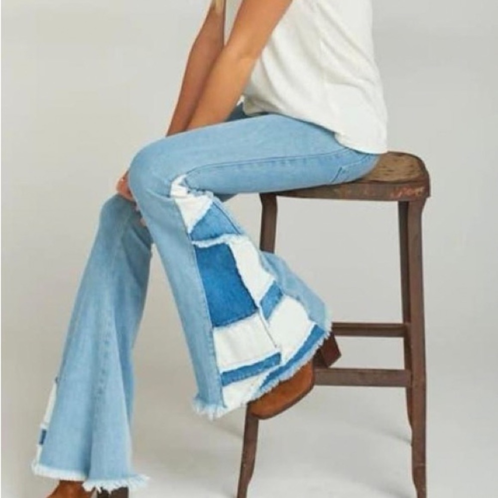 Show Me Your Mumu Woodstock Flare jeans - NWT size 26
